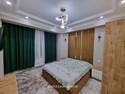 срочна прадается квартира Навастройка  2 ком 2этаж