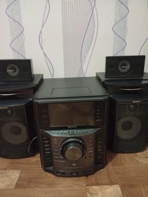 Музыкальный центр Sony