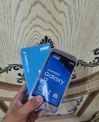 Samsung galaxy j2