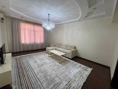3-комнатная квартира рядом с Шох Мед Центром