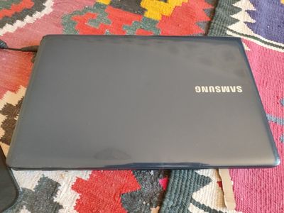 Samsung holati orta ssd bor 1.6 200fps