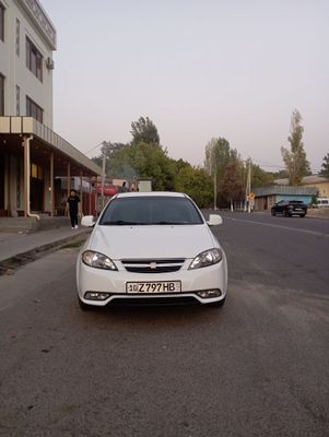 gentra sotiladi parkent