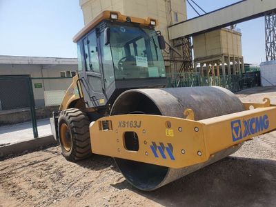 XCMG катоклар 16 ва 4 тонналик сотувда тайёр