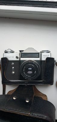 Продам пленочный фотоаппарат ZENIT