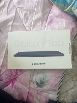 Galaxy Tab A9 yengi yoniga kitobli chexol va zashitni oynasi xam bor