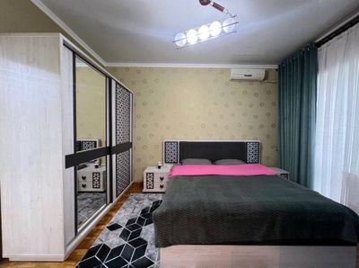 Oybek Grand Mir mehmonxona