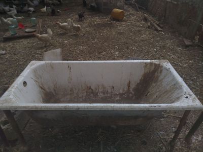 Chugunni vanna sotiladi