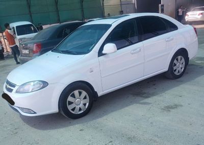 Srochno Sotiladi Jentra Avtomat 3 poz Gaz Metan