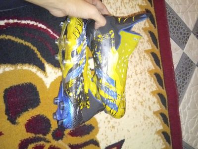 Adidas Predator butsi