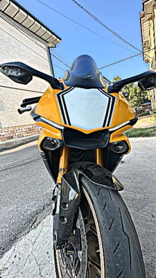 Продаётся YAMAHA YZF R1 2016 в идеале