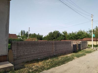 Nazarbek da yer sotiladi 6 sotix