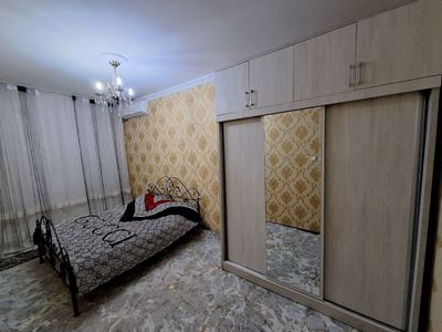 Чиланзар 13 2этаж с ремонтом чистый новый мебелью