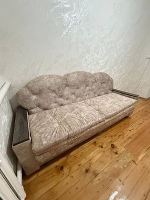 Диван раскладной в отличном состоянии