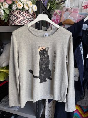 Стильная кофта с кошкой-королевой  — размер M
