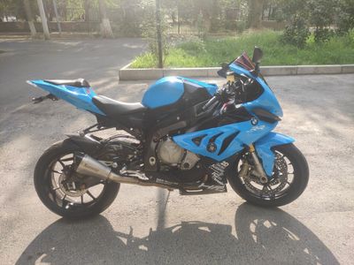 Продам мотоцикл BMW S 1000RR