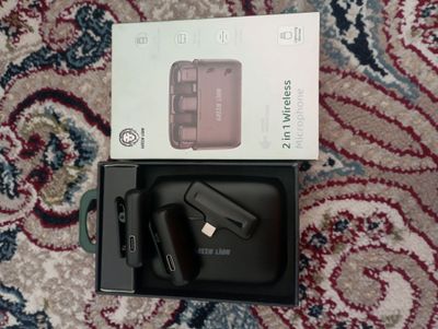 Microphone