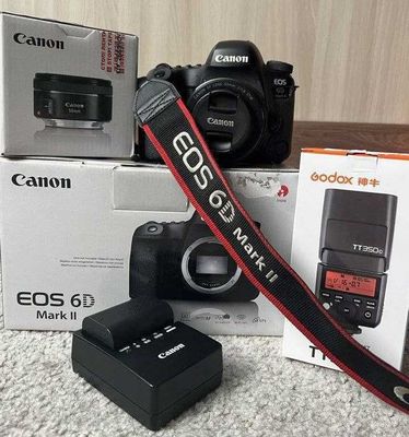 Canon 6d mark 2 Ideal -50mm STM