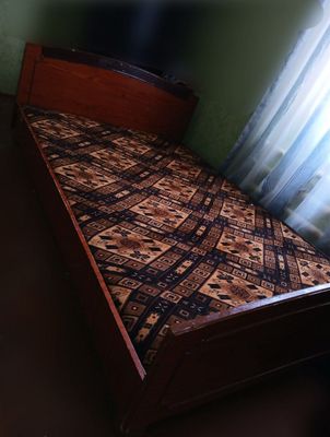 Спалний мебел срочна сотилади