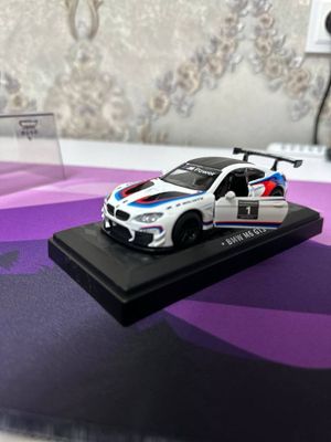 Игрушечная BMW M6 GT3