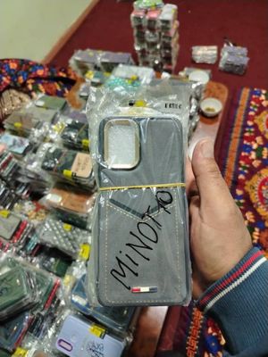 Optom telefon chexollari sotiladi