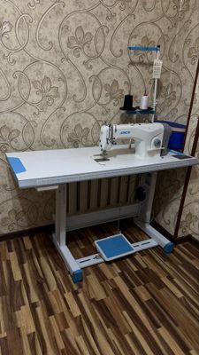 Швейная машина jack F3