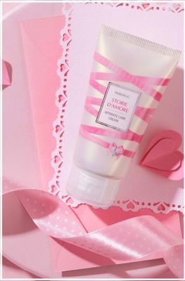 STORIE D'AMORE интим гигиена маҳсулотлар серияси
