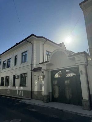 Продаётся !!! Участок в центре Города в элитной махалле Юнусабада !!!