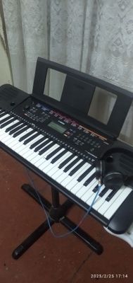 Синтезатор YAMAHA PSR -263 б/у.