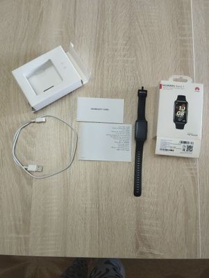 Продаются новые часы Huawei 7