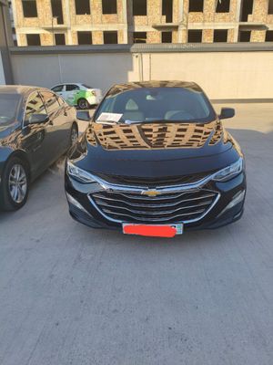 Malibu 2 2 Turbo premer qilingan tashqi tomoni
