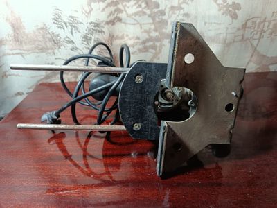 Фризерная машина ручная.