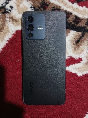 Vivo V23 5G aybi yoq