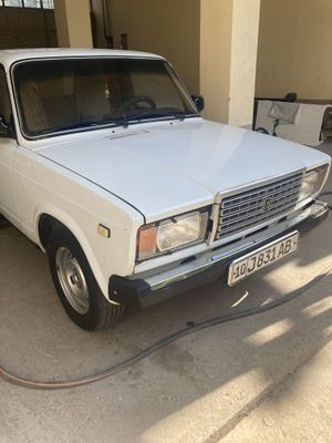 Ваз 2107 сотилади