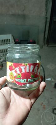 Tomatni bonkasi sotiladi