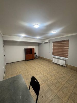 Аренда под офис 3 минут от метро Шахристанский 28м2