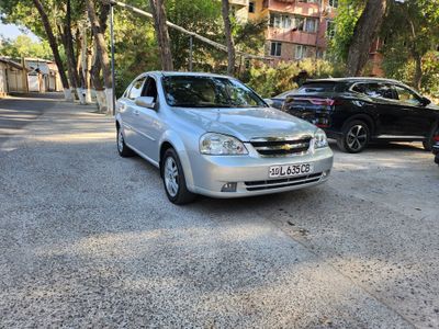 Срочно НЕ дорого Lacetti-3поз АВТОМАТ (Метан) Звонить12до20часов.