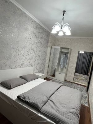 Бюк Ипак юли ва Пушкин Метролари ёнида_БЕЗМАКЛЕР квартира
