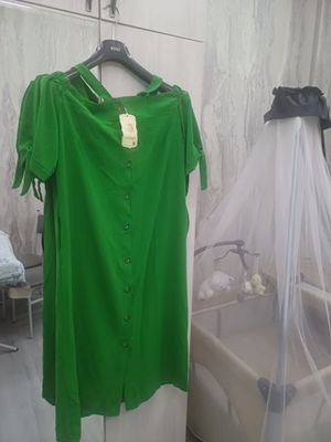 Продаётся совершенно новый платье