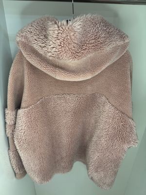 Демисезонная куртка в стиле teddy