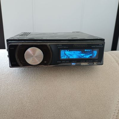 Pioneer 6050 ko'k podsvetkali