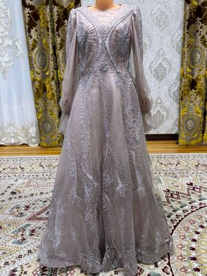 Дубайское вечерное платье