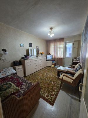 Narpay yuli yangi xayot domi 2 xona 1 etaj 8 etajka