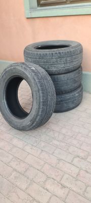 Шины 285 60 R 18. Dunlop Grandtrek .