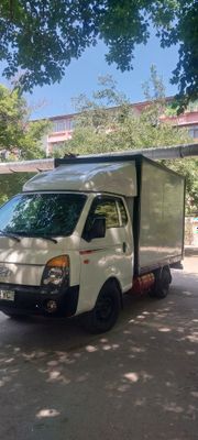 Hyundai porter 2 sotiladi