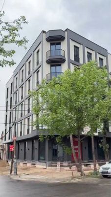 Дархан Полянка отдельно стоящее здание 4соток 2450кв.м 5этажей срочно
