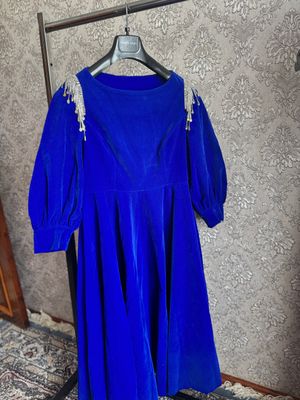 Платье бархатный