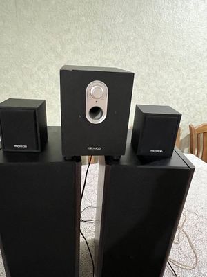 Акустическая система Microlab