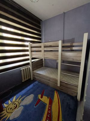 İkkiqavatli krovat sotiladi