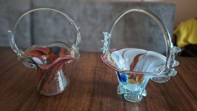 Вазочки из цветного стекла