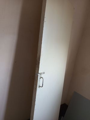 Продается двер почти даром